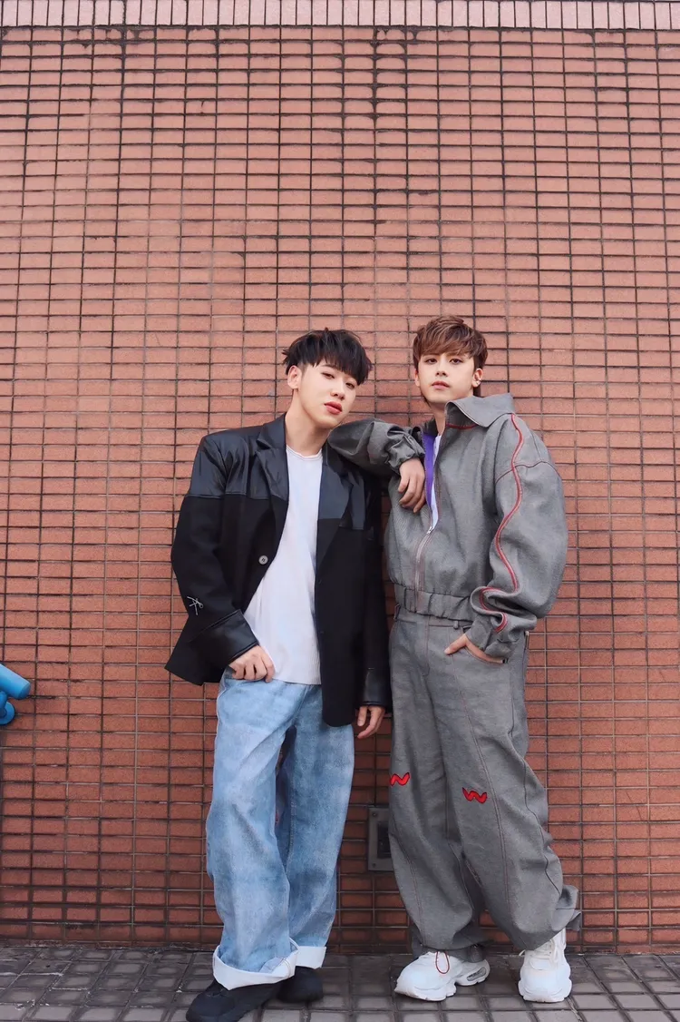 田亞霍（右）預告接下來將與小賴有新作品推出。圖／貓少音樂工作室提供