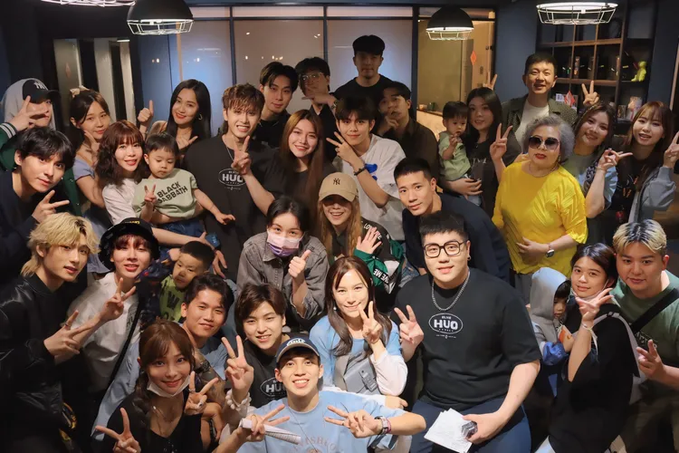 田亞霍搶先與粉絲一起慶生。圖／貓少音樂工作室提供