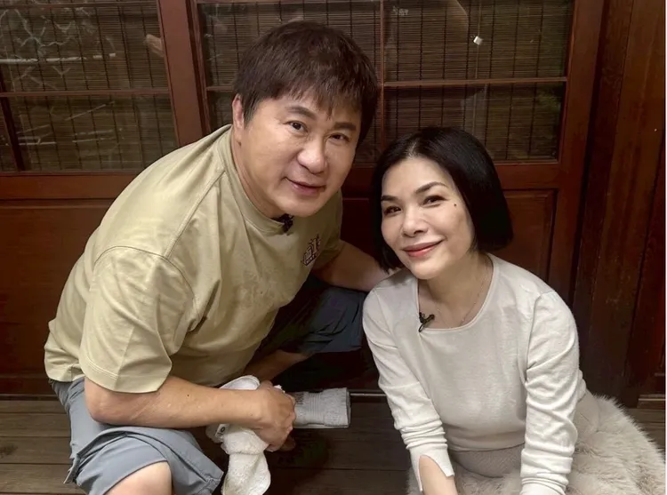 張清芳作客胡瓜頻道。下面一位提供