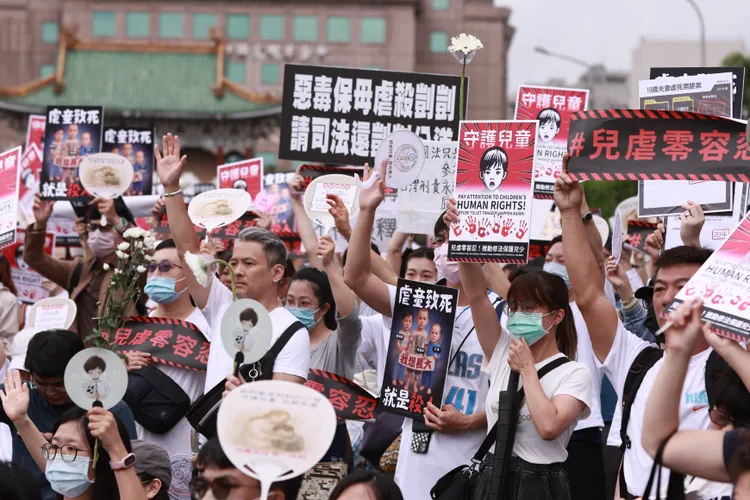 現場聲援民眾。彭欣偉攝