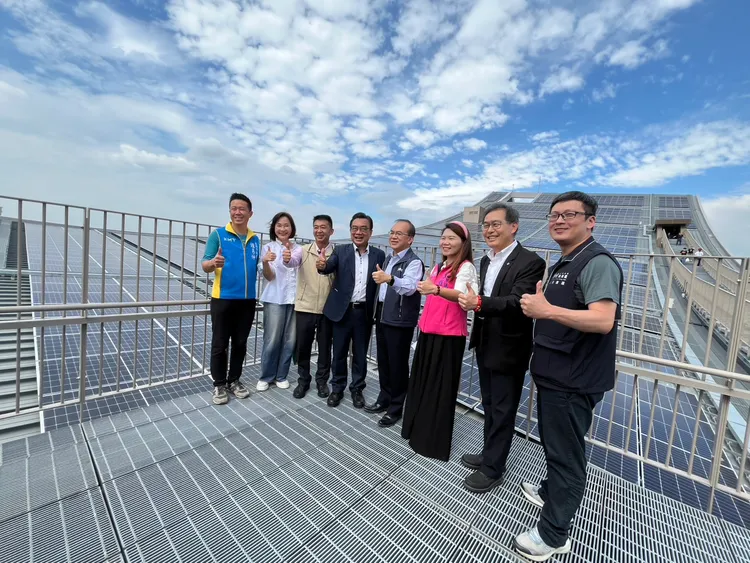 交委會考察空中鳳城。交通部提供