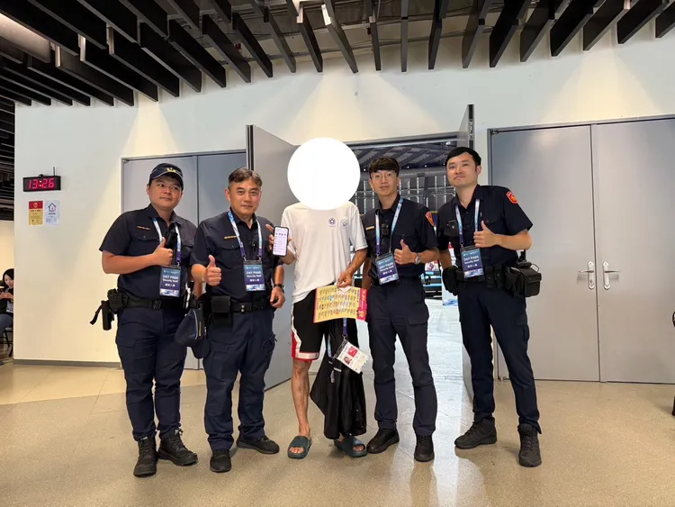 蒙古女籃隨行人員讚嘆台灣警方效率。警方提供