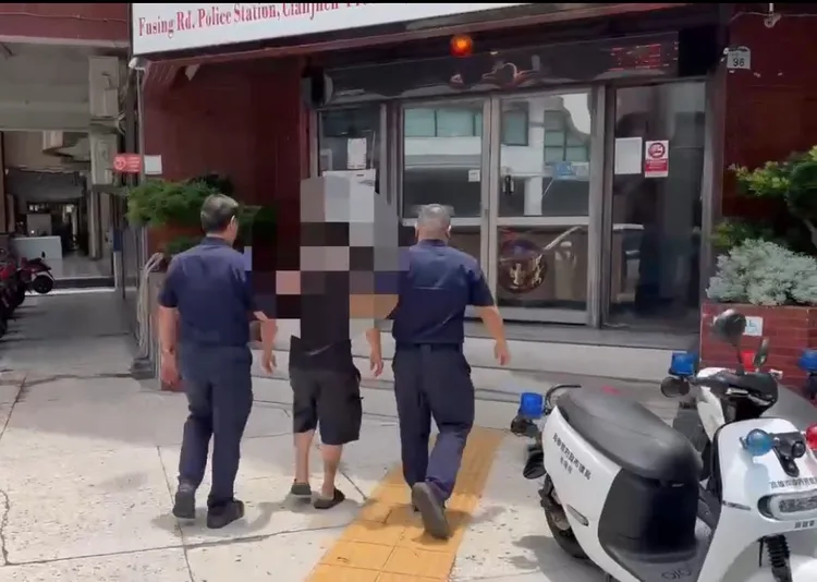 正妹清晨向警方報案，今天上午11時許在鳳山區逮到29歲趙男，他稱「一時性起」才犯案。翻攝照片