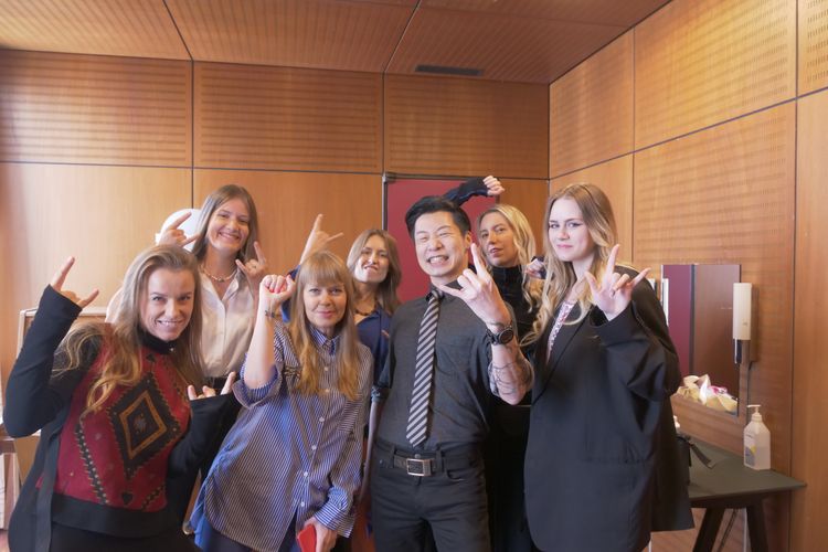 [討論] 民眾黨：閃兵的林昶佐能代表台灣？