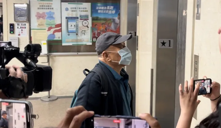 應曉薇助理吳順民出庭作證。謝亞庭攝