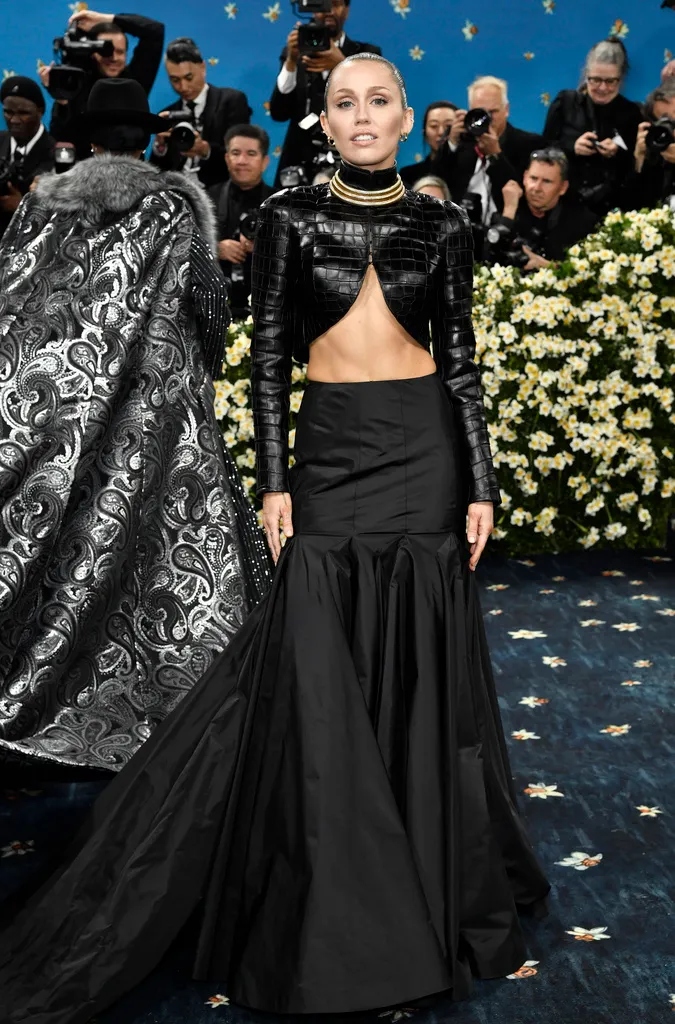 「小天后」Miley Cyrus時隔6年再度現身Met Gala