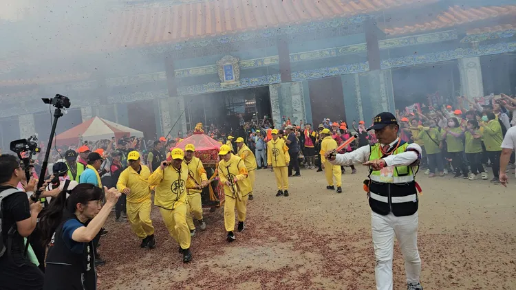 白沙屯媽祖從浩天宮起駕。民眾提供