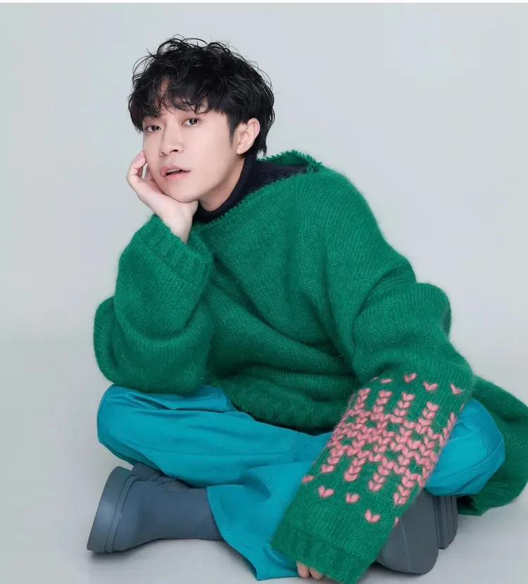 吳青峰親揭在柏林被偷拍的不舒服感受。翻攝吳青峰IG