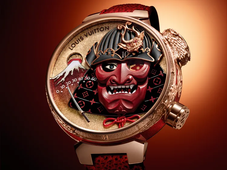 LV Tambour Bushido Automata腕錶，46.8mm，18K玫瑰金錶殼，手工製琺瑯錶盤，紅色小牛皮錶帶，LV 525 手動上鍊機械機芯，動力儲存100小時，防水深度30米，2745萬元。品牌提供