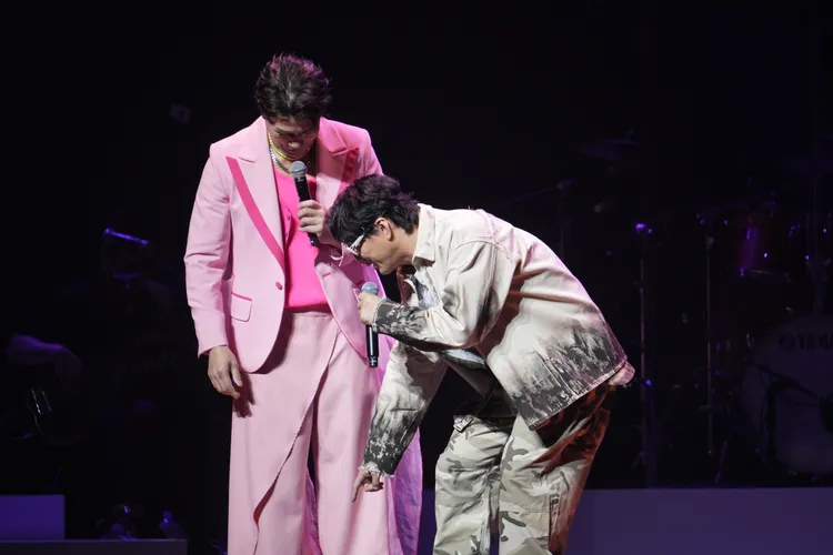 羅時豐與蕭煌奇連拋地獄梗。彭欣偉攝