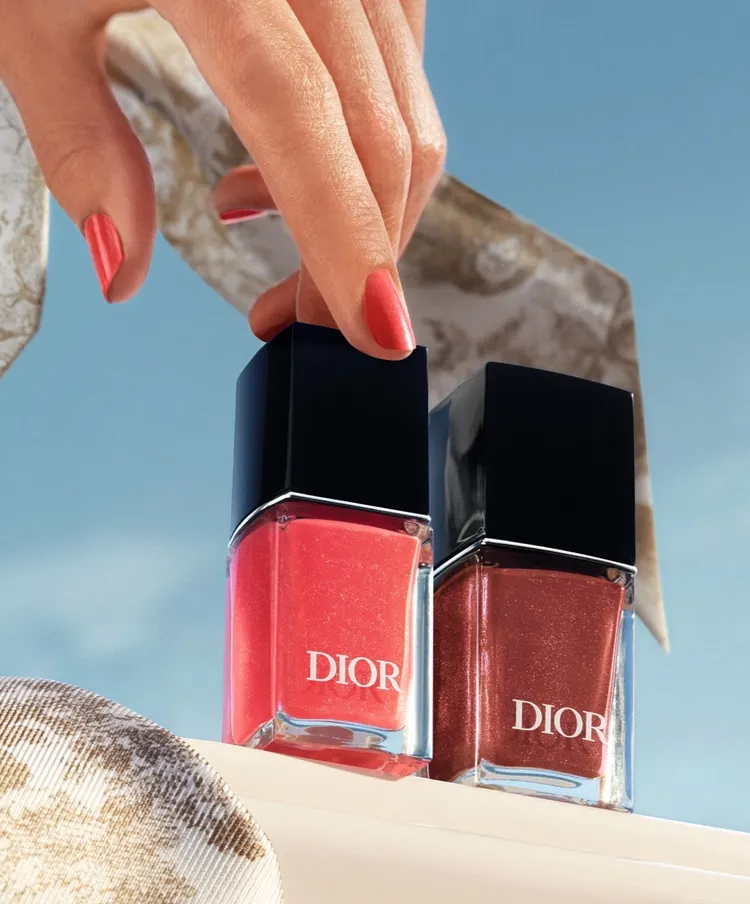 Dior亮彩指甲油限量版，10ml／1000元。品牌提供