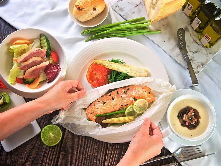 神旺商務酒店館內的「銀柏廳」即日起祭出「地中海風格飲食」餐飲專案，讓饕客在享受美食的同時，也能輕鬆關愛自己的健康。業者提供