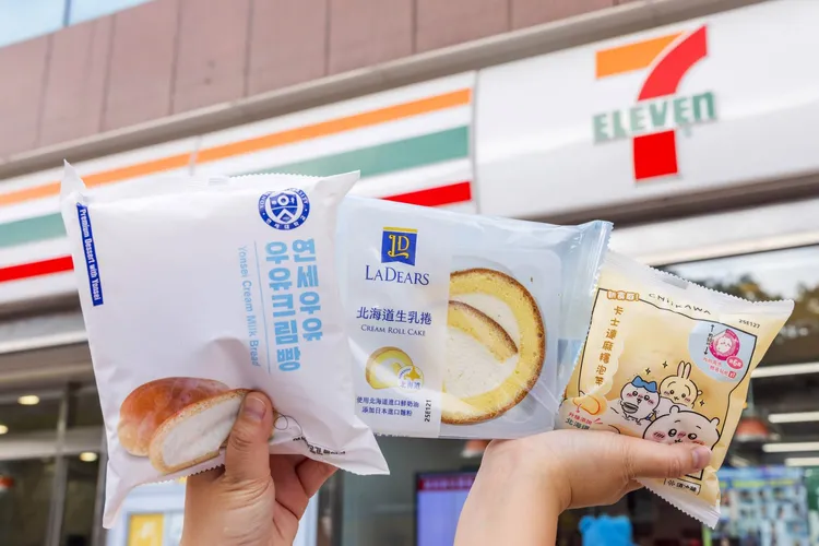 即日起至6月10日，人氣甜點與麵包推出近百款指定商品優惠活動。7-ELEVEN提供