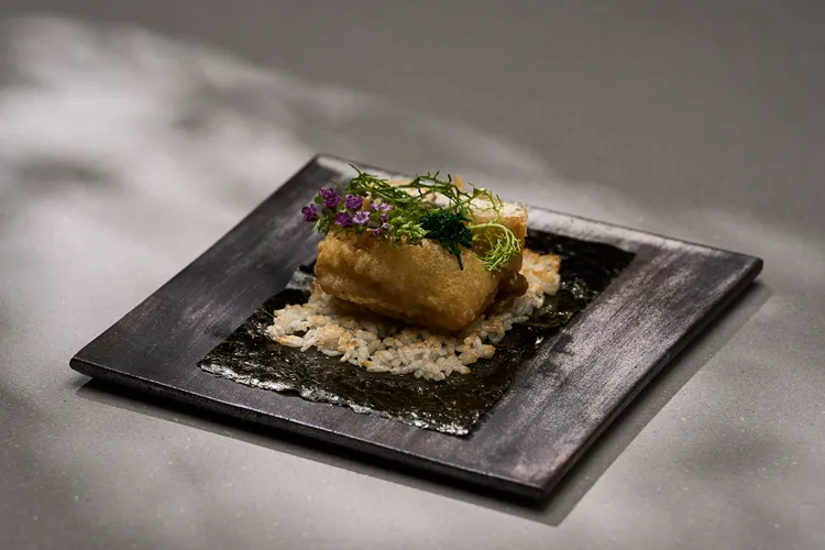 白鰻_手巻き_花山椒。業者提供