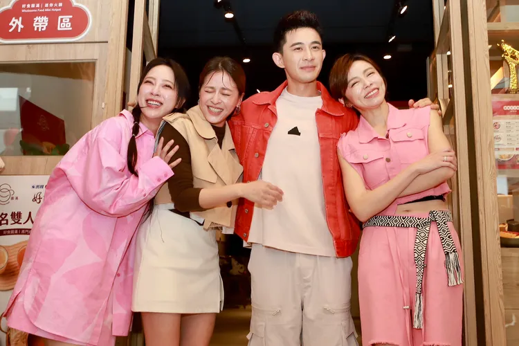 勇兔（左起）、蘇晏霈、曾子益、王瞳為戲宣傳。民視提供