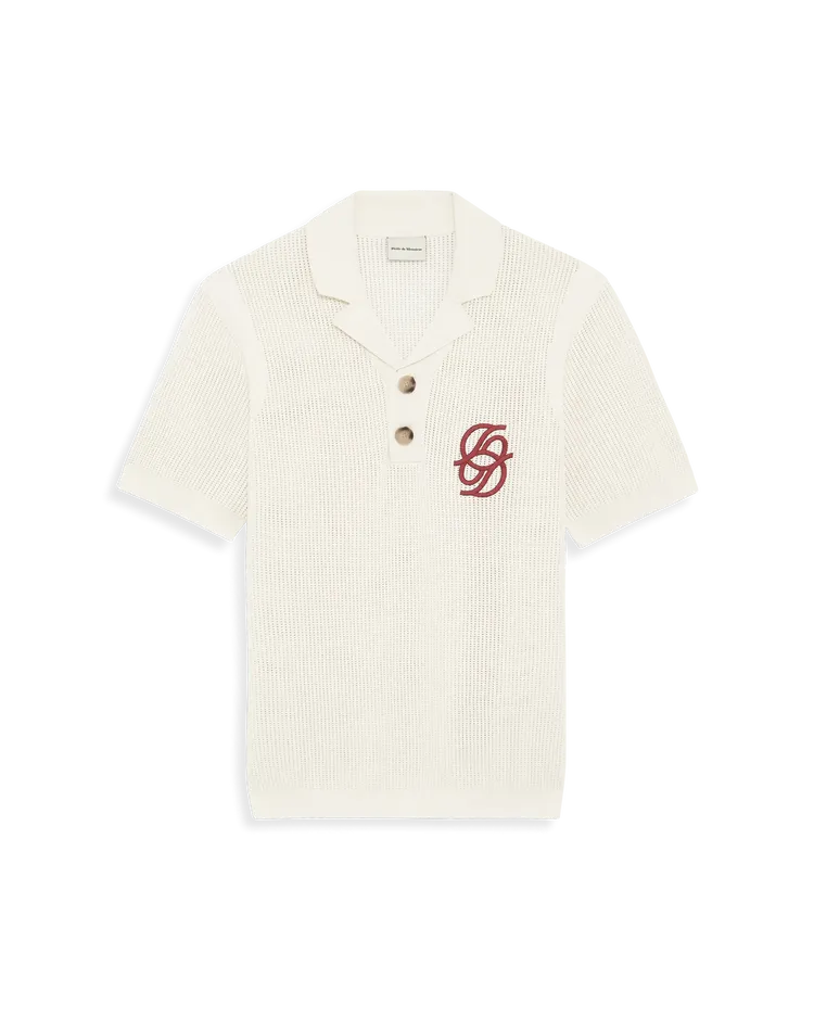 Drôle de Monsieur針織Polo上衣，1萬2980元。品牌提供