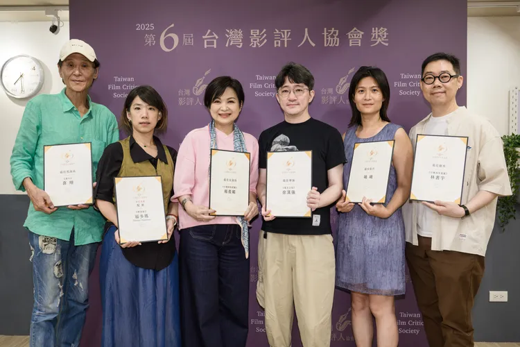 影評人協會與得獎者。影評人協會提供