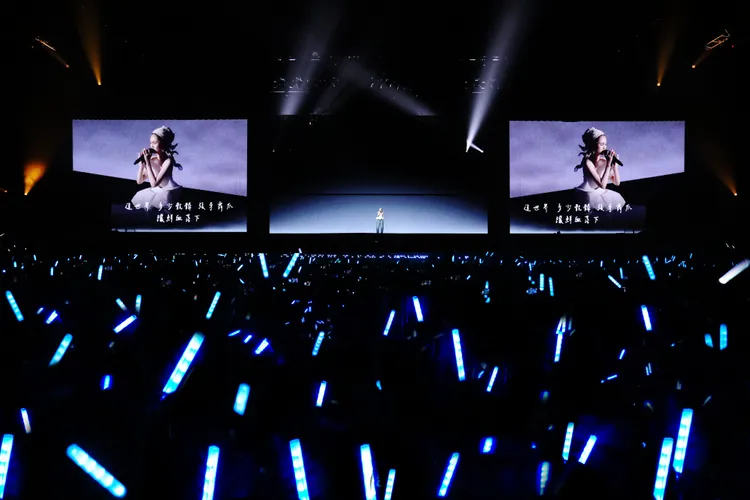 楊丞琳從晚上8點半唱到將近12點。翻攝楊丞琳工作室微博