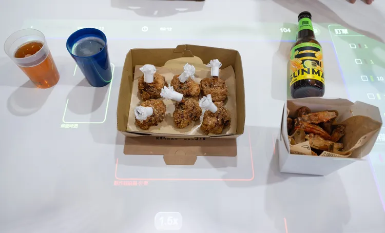 廚房營運流程結合AI影像辨識出餐。BenQ提供 