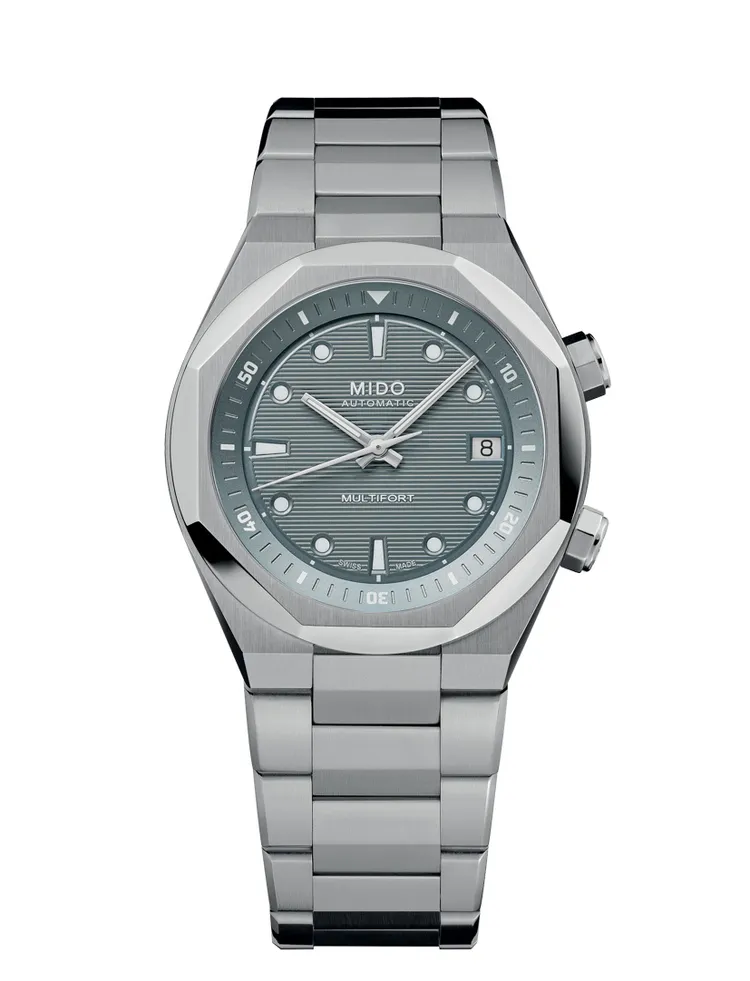 MIDO Multifort 8 Two Crown冰灰藍面盤款，3萬8500元。品牌提供