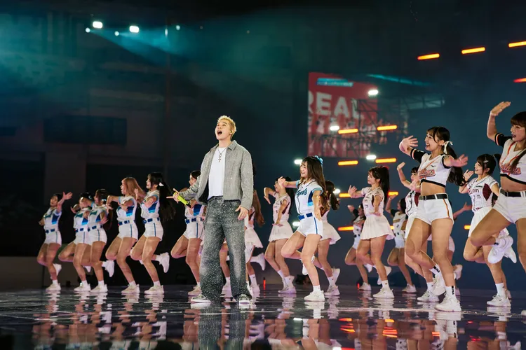 周湯豪口誤成敗筆。環球音樂提供