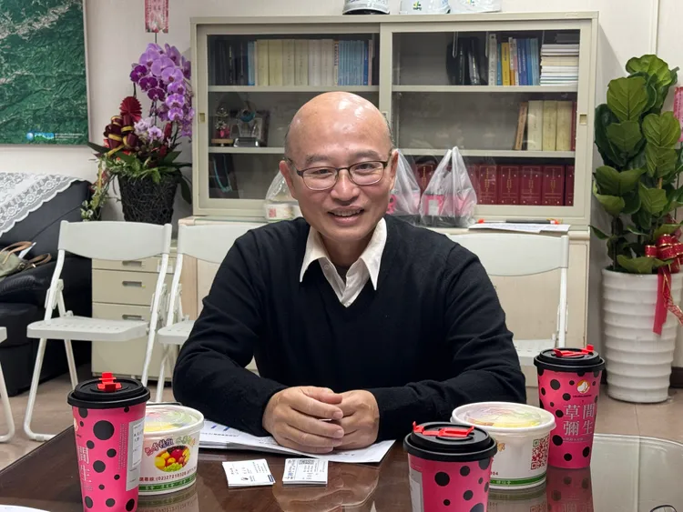 台北市水利處長張凱堯表示，約2000萬元的加班費將於年底前補發完畢。非現場畫面/記者張綵茜攝