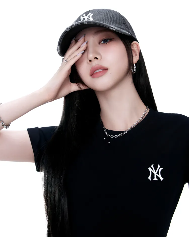Karina成為MLB KOREA品牌代言人。翻攝mlbkorea_taiwan IG