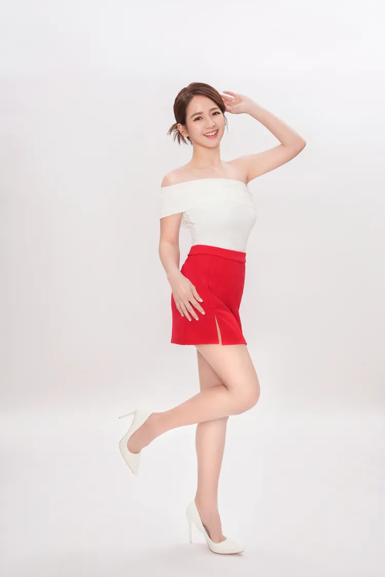 臧芮萱喜歡露鎖骨。Laler 菈楽提供