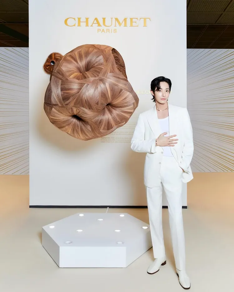 李洙赫自帶貴公子氣息，加上超狂家世杯稱作是「江南太子」。翻攝李洙赫IG