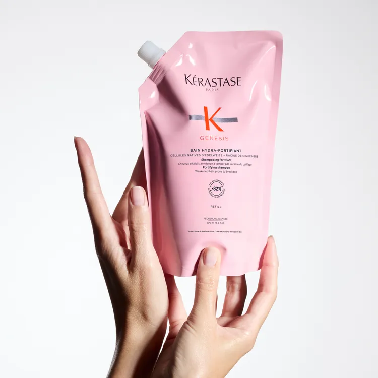 巴黎卡詩粉漾芯生髮浴清爽型補充包，500ml／1950元。品牌提供 