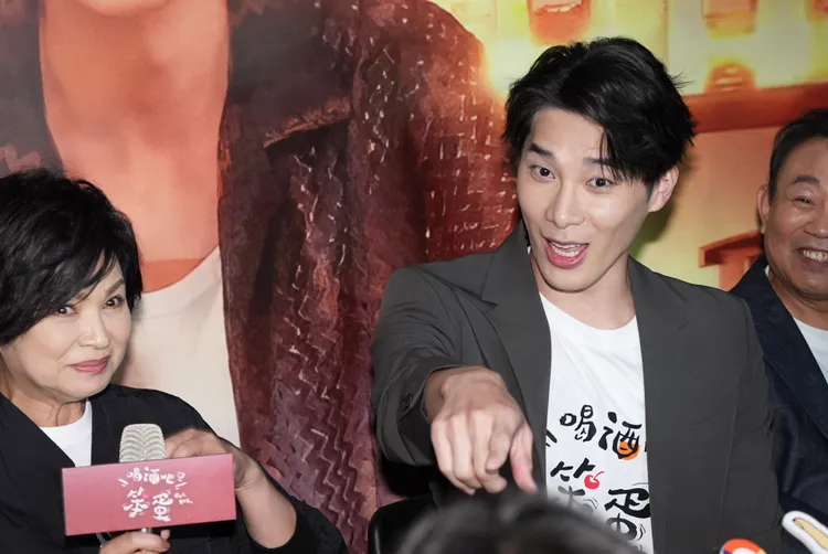 宋偉恩不小心自爆太多喝醉糗事，緊張神情十分搞笑。攝影中心攝