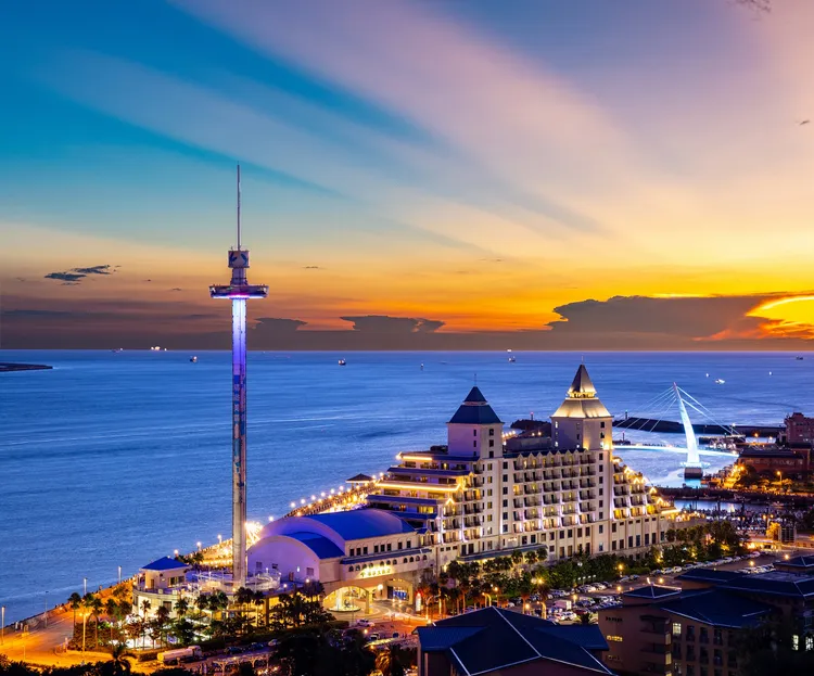 福容淡水漁碼店_入住全台最美夕陽飯店，北海岸親子渡假首選。業者提供