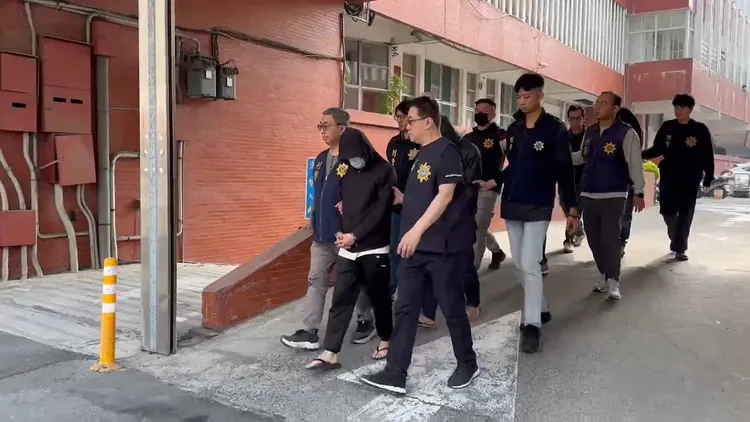 販毒集團以涉犯販賣毒品、組織犯罪條例、槍砲彈刀等罪提起公訴。翻攝畫面