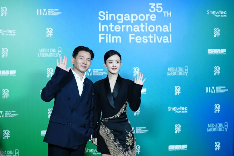 趙麗穎（右）去年和趙德胤多次同台宣傳電影《喬妍的心事》。翻攝SGIFF臉書