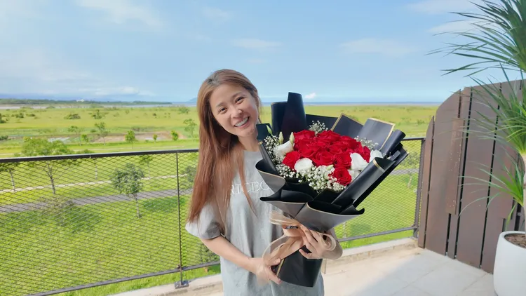 李燕生活美滿、事業也蒸蒸日上。翻攝自李燕臉書