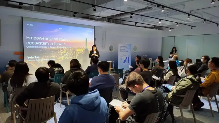 第七屆QITC入圍團隊除獲得資金補助，另將展開6個月的育成計畫，包含技術支援、業師指導與商業輔導、智財權等策略培訓。高通提供