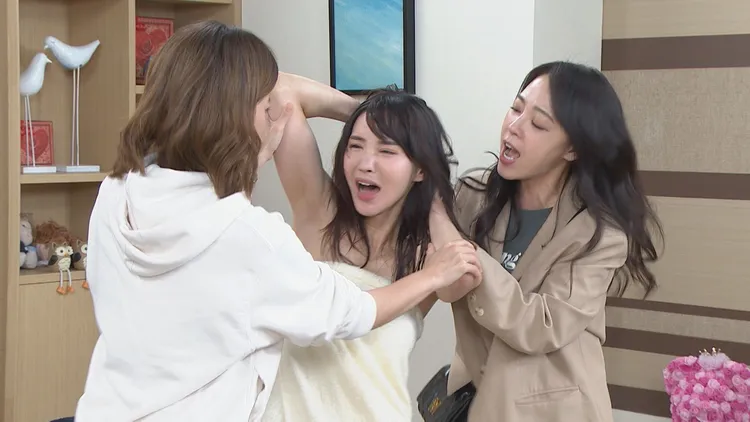 何蓓蓓成最狼狽小三。民視提供