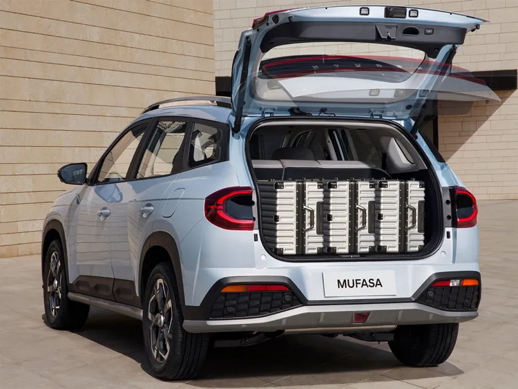MUFASA透過加長軸距與車室布局優化，成功極大化空間利用率，對於講究乘坐舒適與收納彈性的升級家庭來說，更是打中需求核心的理想選擇。原廠照片
