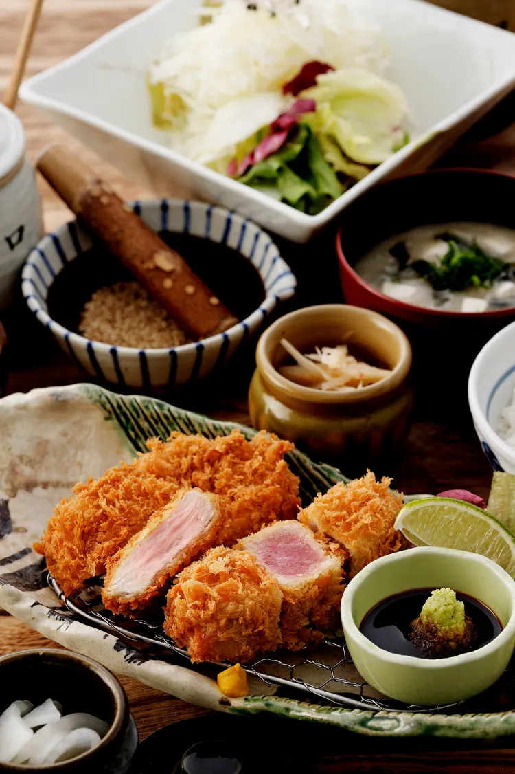 酥炸鮪魚腰內。業者提供