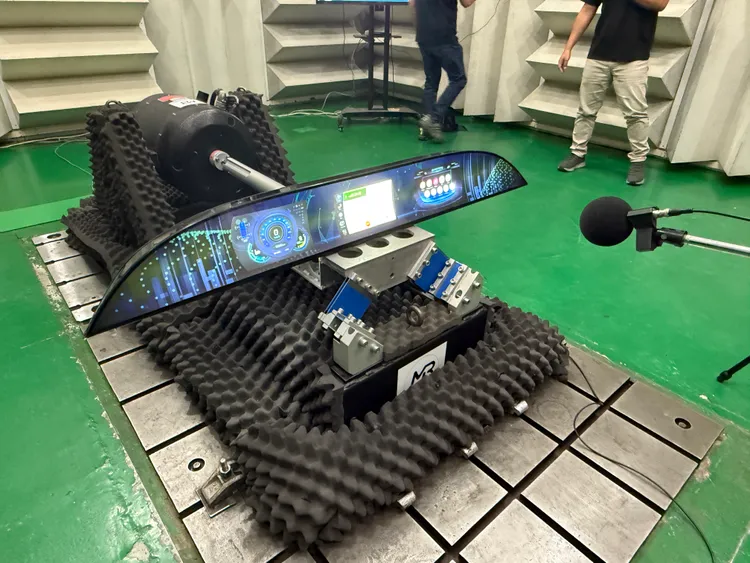 智慧座艙異音檢測技術。呂承哲攝