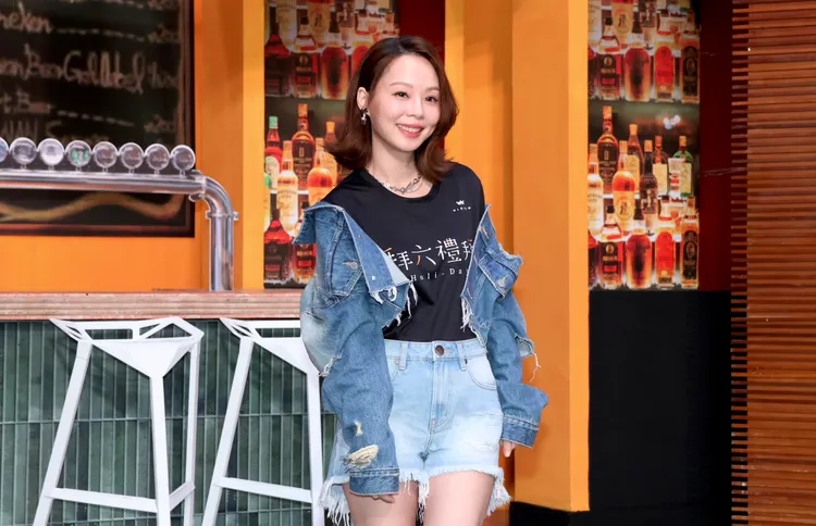 孫淑媚和林心如演戲中戲，被她的美貌征服。莊宗達攝影