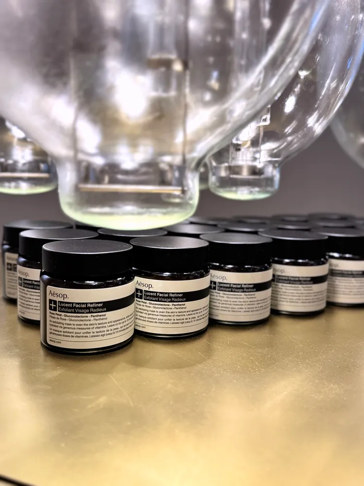 Aesop澄瑩亮采煥膚面膜，60ml／2750元。張家玲攝