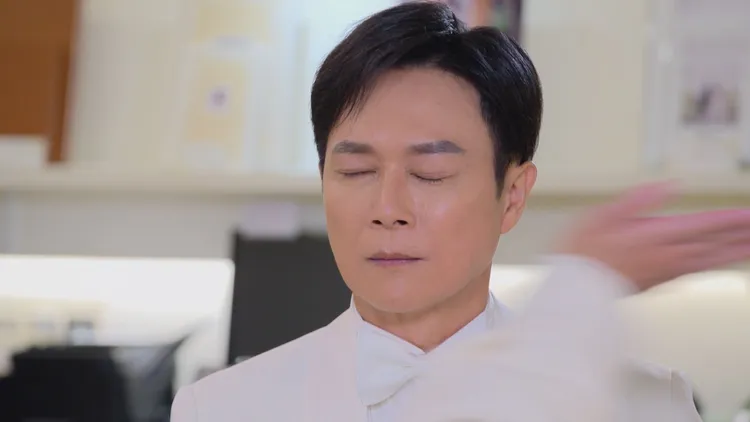 王燦因演反派常被打巴掌。民視提供