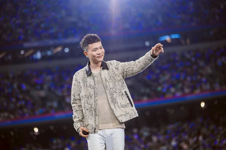 蕭秉治。相信音樂提供