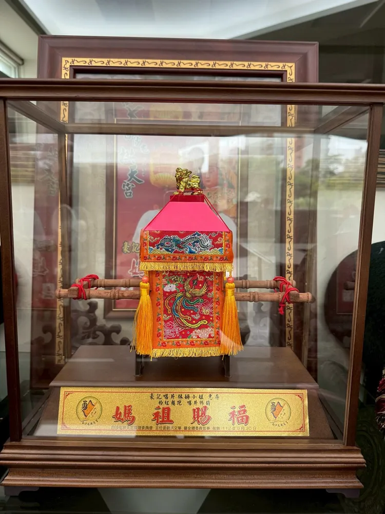 限量款迷你粉紅超跑。豪記唱片提供