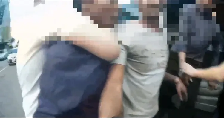 警方逮捕8名失聯移工，交由移民署處理。民眾提供