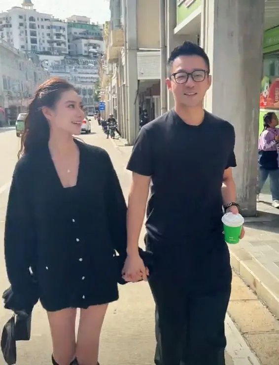 汪小菲（右）和馬筱梅結婚將滿1周年，預計在北京舉行婚禮。翻攝馬筱梅抖音