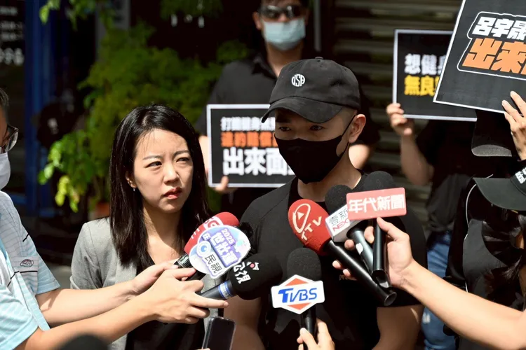 賴先生說，大家是信任知名人士呂宇晟與谷阿莫所合資的品牌，才會加入打鐵健身房會員。吳佩芸提供