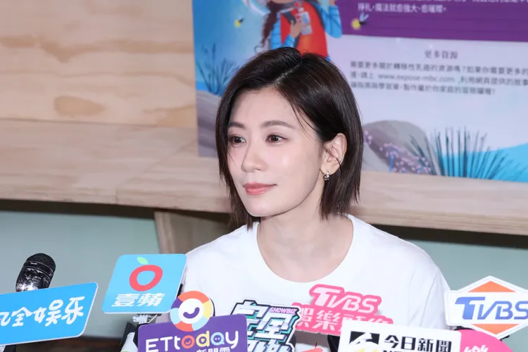 對於家人罹癌，賈靜雯表示要珍惜每個當下。莊宗達攝
