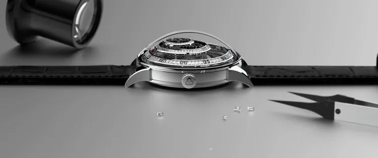 Trilobe Une Folle Journée 瘋狂的一天腕錶，40.5mm，五級鈦金屬錶殼，鏤空錶盤，皮革錶帶，X-Centric自動上鍊機芯 ，防水深度鈦金屬款50米、玫瑰金款30米。品牌提供